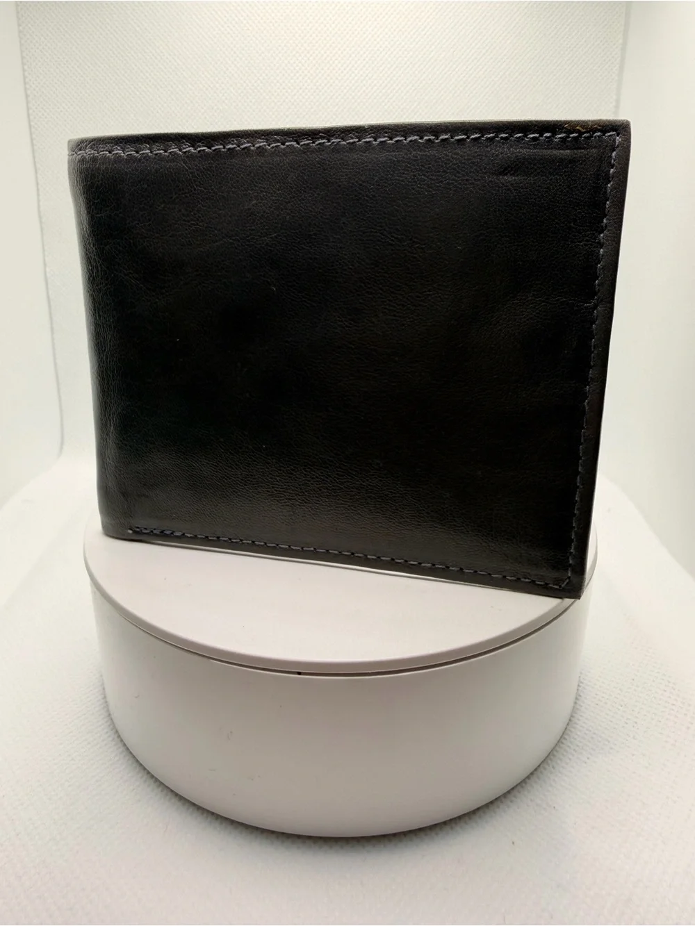 Genuine Leather Grey Minimalist Bi Fold Slim Billfold Wallet